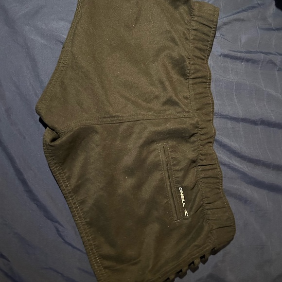 O’Neill Black shorts, gently used size Medium. - Picture 3 of 3